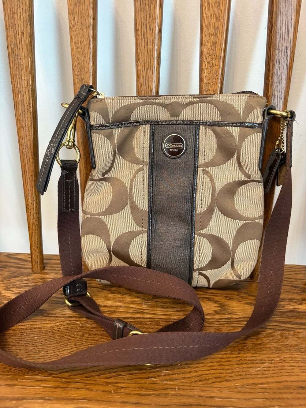 Coach Brown Signature Canvas Crossbody Swingpack Stripe Purse